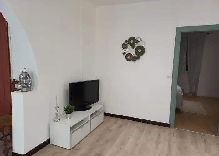 Superbe Proche Rivière Appartamento Besseges